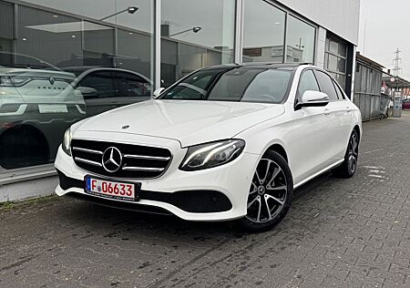 Mercedes-Benz E 300 d Lim. LED/Navi/Pano/Leder/Kamera/AHK