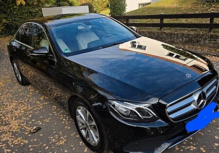 Mercedes-Benz E 200 Autom. NEUE TÜV