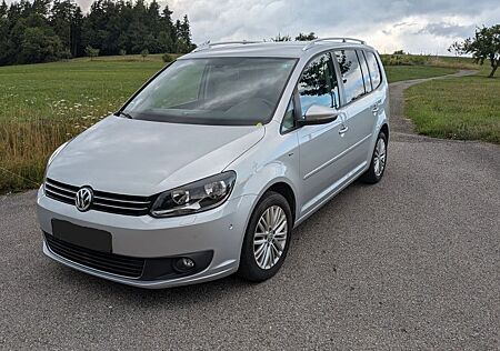VW Touran Volkswagen 2.0 TDI CUP 7-Sitzer/NAVI/AHK/Carplay