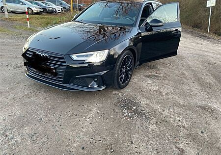 Audi A4 40 TDI S tronic S line Avant S line