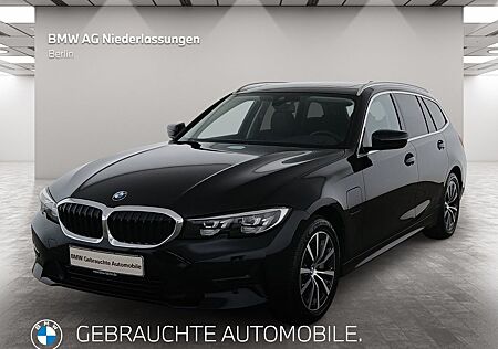 BMW 330e Touring Navi Kamera Pano.Dach Driv.Assist