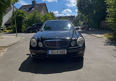 Mercedes-Benz E 350 4MATIC AVANTGARDE Avantgarde