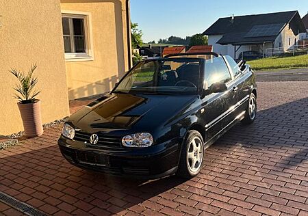 VW Golf Volkswagen 1.8 Cabriolet Classicline