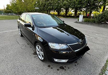 Skoda Rapid 1.2 TSI 104PS, AUX, PDC, Sportfahrwerk