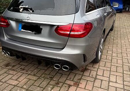 Mercedes-Benz C 250 d 4MATIC T AMG Line Autom. AMG Line