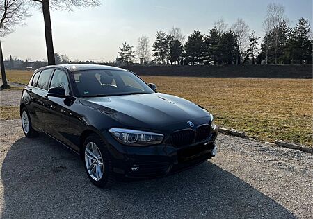 BMW 118i Edition Sport Line Shadow, RFK, Navi, uvm..