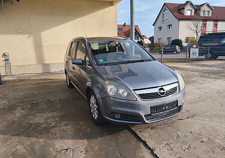 Opel Zafira 1.9 CDTI 88kW -
