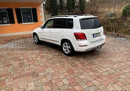 Mercedes-Benz 220