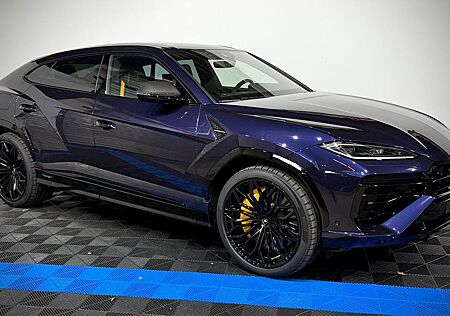 Lamborghini Urus 4.0 V8 SE/Viola Galaxias/Carbon/Entertainm.