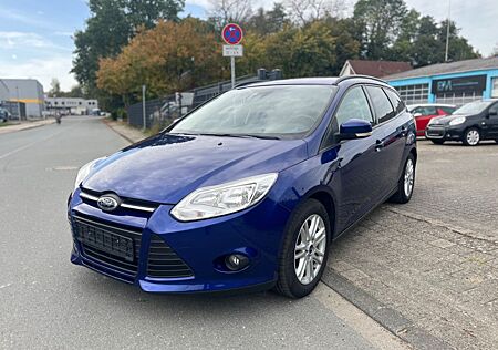 Ford Focus Turnier Sync Edition Navi PDC