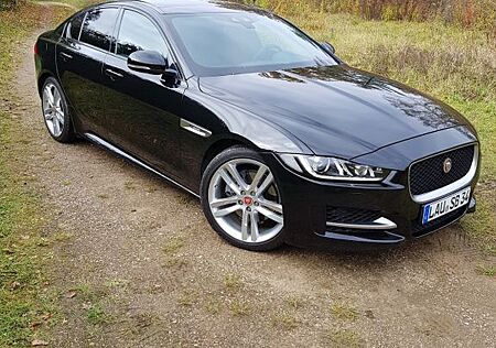 Jaguar XE R-Sp. Dyn. Merid. NAVI-AUT-PANO-LEDER-Brit Desig