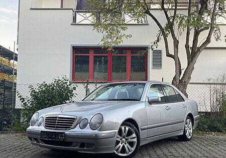 Mercedes-Benz E 240 ELEGANCE 2 Hand mit TÜV neu