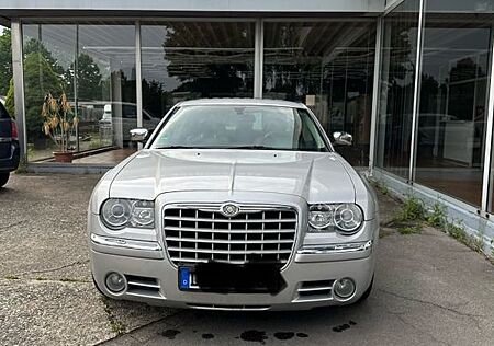 Chrysler 300C 3.5 V6 Autom. -