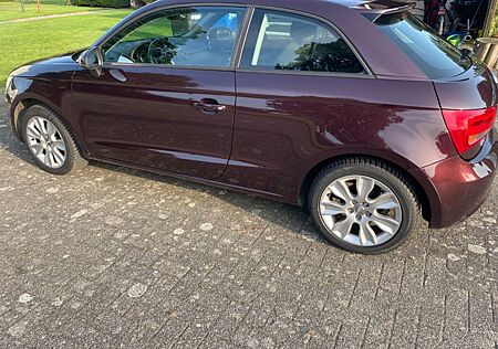 Audi A1 1.6 TDI 66kW Attraction Attraction