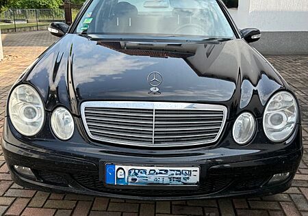 Mercedes-Benz E 200 KOMPRESSOR NGT CLASSIC Autom. Classic