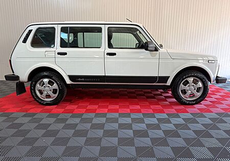 Lada Niva Taiga 5-trg. Basis 4x4 Euro 6