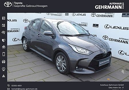 Toyota Yaris Club *CarPlay*