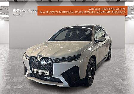 BMW iX M60 Bowers & Wilkins Sound / Parking Assistan