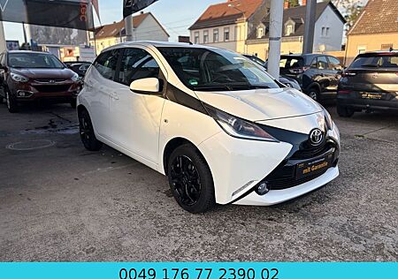 Toyota Aygo (X) Aygo -play touch*SERVICE NEU*KLIMA*KAMERA*