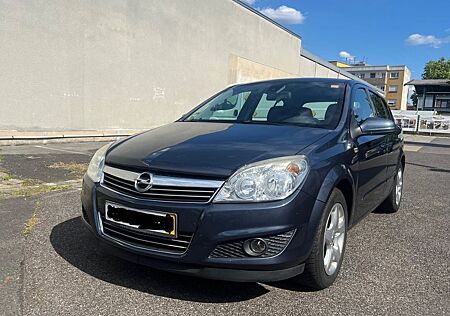 Opel Astra 1.6i TÜV Neu Zahnriemen und Kupplung Neu