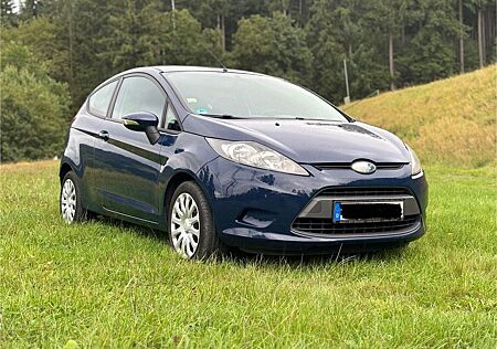 Ford Fiesta TOP 1,25 1Vorbesitzer