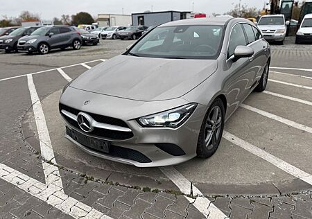 Mercedes-Benz CLA 180 Shooting Brake