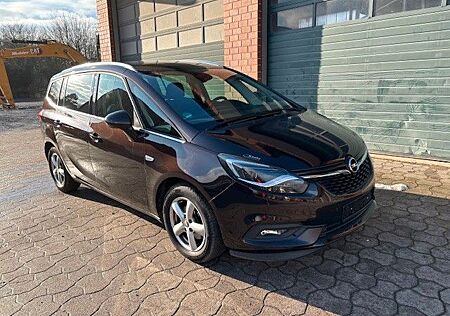 Opel Zafira Tourer 1.4 Turbo INNOVATION Navi