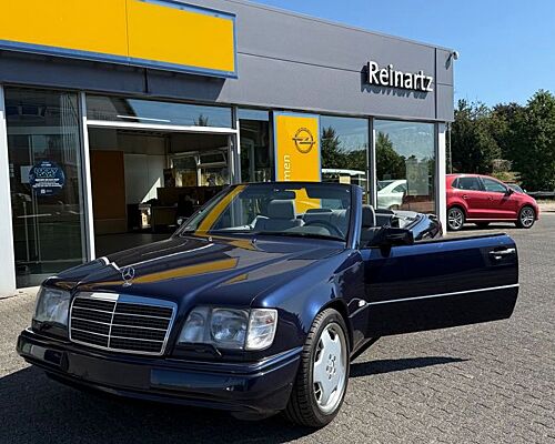 Mercedes-Benz E 320