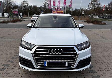 Audi Q7 3.0 TDI quattro tiptronic -