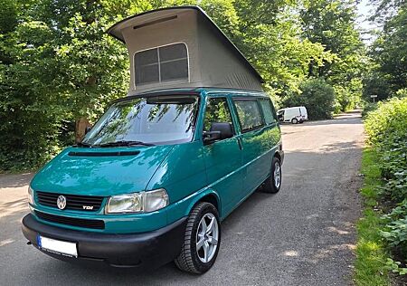 VW T4 California Volkswagen Coach Aufstelldach. Grüne Plakette