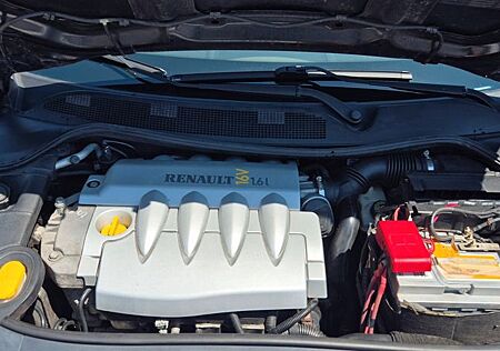 Renault Megane 1.6 16V