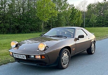 Porsche 928 S 1980