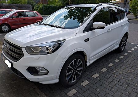 Ford Kuga 2,0 TDCi 4x4 132kW ST-Line PowerShift S...