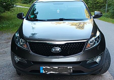 Kia Sportage 2.0 CRDi AWD 184 Platinum Edition A...