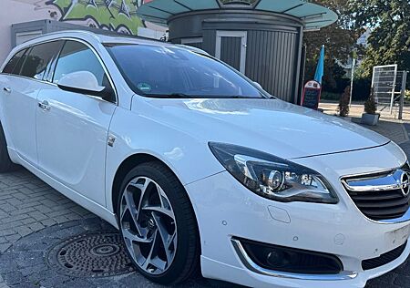 Opel Insignia OPC/2.0 Diesel/Xenon/Navi/Leder