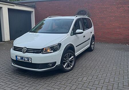 VW Touran Volkswagen Cross 2.0 TDI 103kW -