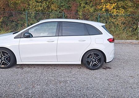 Mercedes-Benz B 220 gebraucht kaufen Mercedes-Benz B 220 d DCT -
