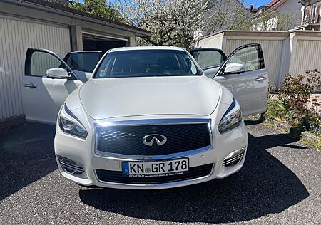 Infiniti Q70 2.2D Premium Executive Auto Premium Exec...