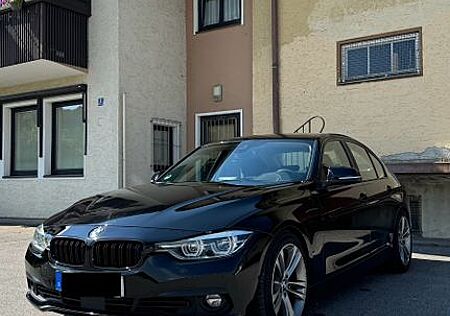 BMW 320i Advantage