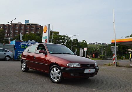 Opel Astra 1,6 L / TÜV/HU NEU / Limo