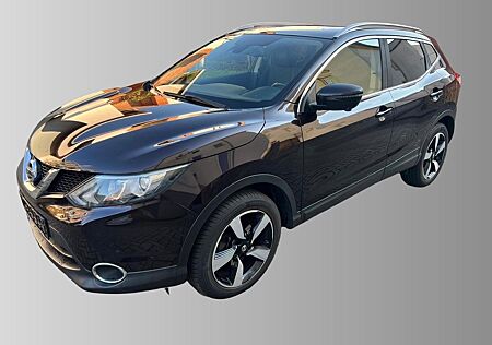 Nissan Qashqai /Kamera 360°/Automatik/Panorama/Navi