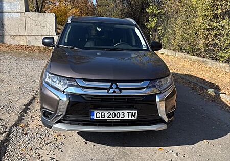 Mitsubishi Outlander 2.0 MIVEC Edition 100 ClearTec 2WD...