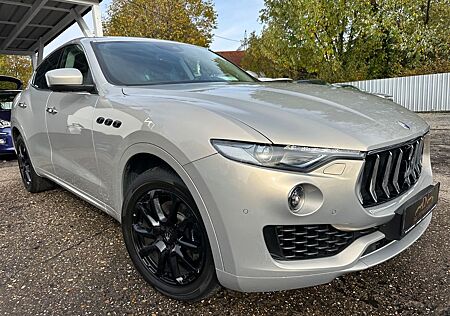 Maserati Levante 3.0 V6 4x4 *V8Sound/Kam/Memory/Carbon/Lu