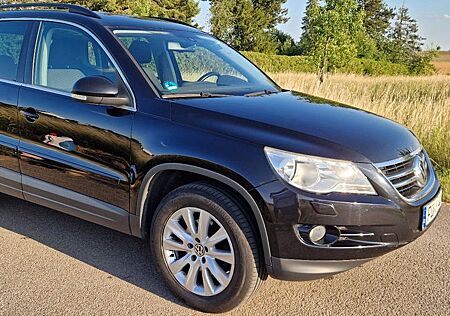 VW Tiguan Volkswagen 2.0 TDI 125kW 4MOTION Track & Field T...