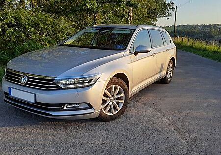 VW Passat Variant Volkswagen Passat 2.0TDI DSG Comfor.AHK, ACC,LED,AppConnect