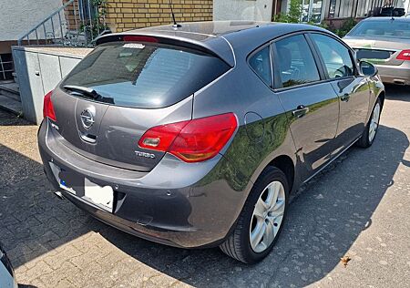 Opel Astra 1.4 Turbo Edition Edition