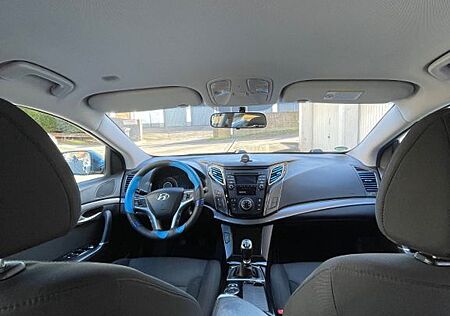 Hyundai i40 cw 1.6 GDI neu TÜV 8.2027
