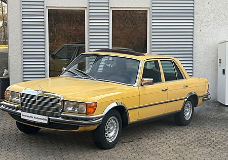 Mercedes-Benz 280 SE Automatik W116 Schiebedach