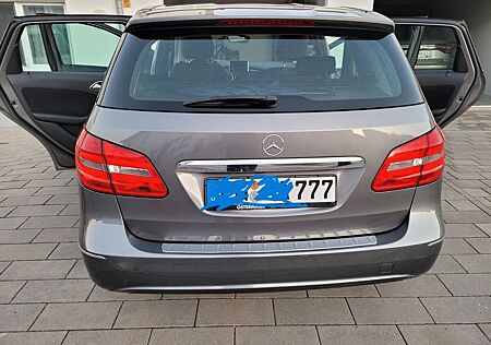 Mercedes-Benz B 180 CDI -