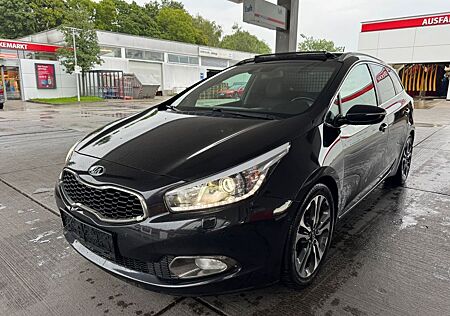 Kia Cee'd Ceed 1.6 CRDi Platinum Edition Pano Xenon LKW